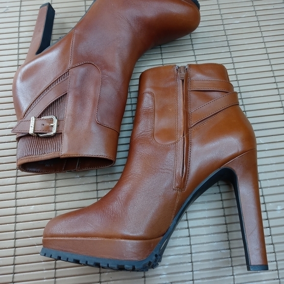 Gianni Bini women's brown leather platform 5" heel side zip boots. Sz 9.5M. New - Picture 5 of 10